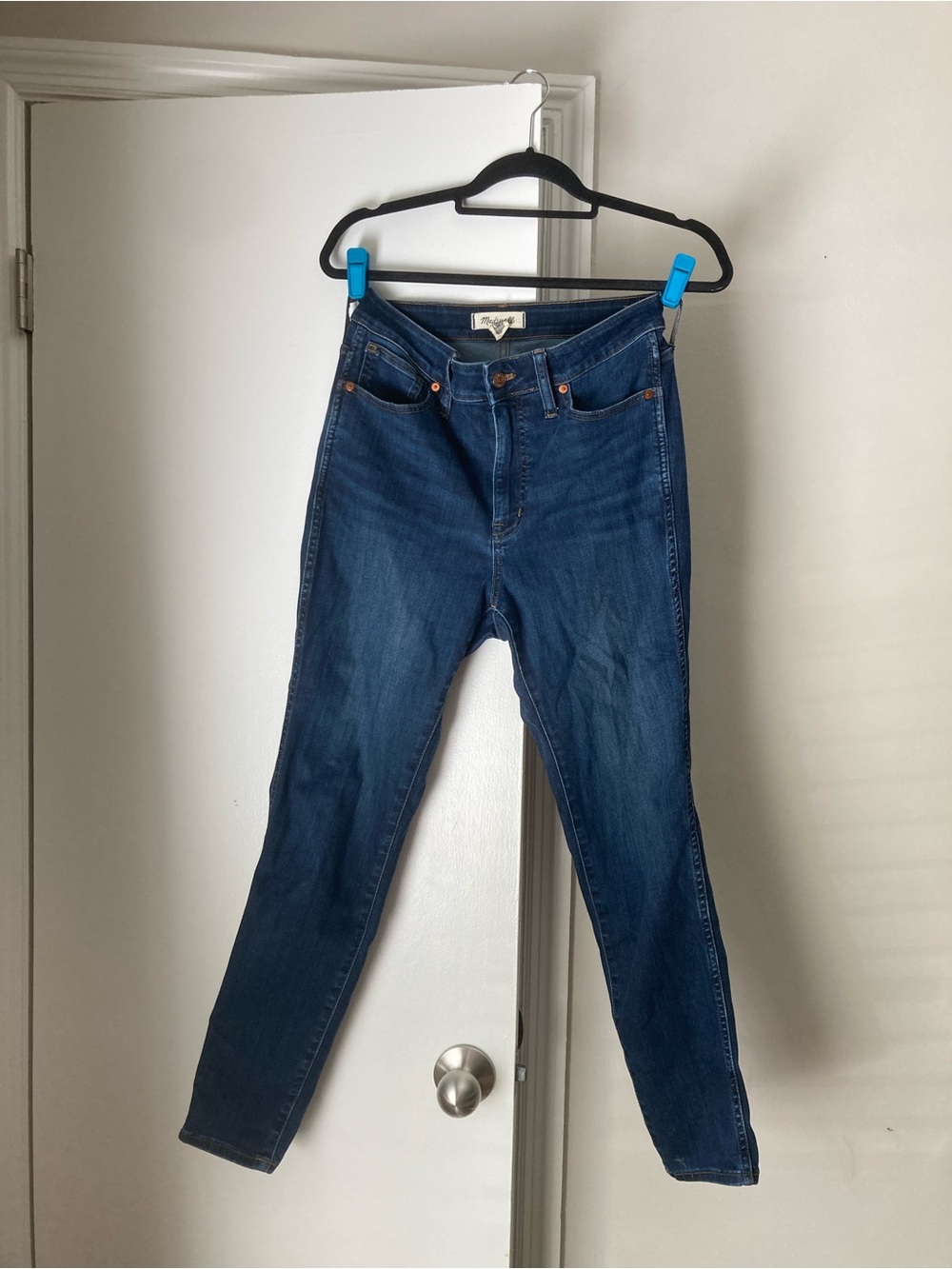 Madewell Tencel Curvy Skinny Jeans in Dark Blue Wash